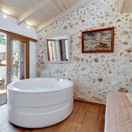 Апарт-отель Hamam Portou Ханья